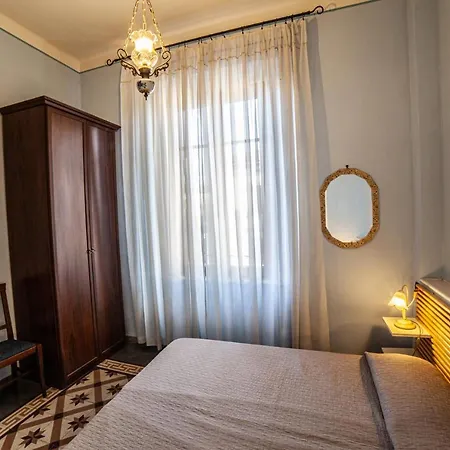 Liberty Guesthouse-2
