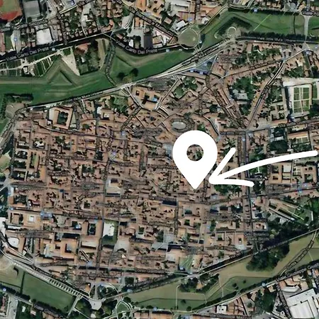 La Colonna Historic Centre-2