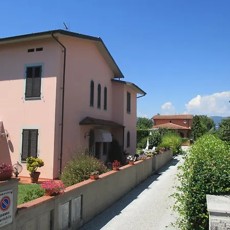 Affittacamere Villa Delia-3